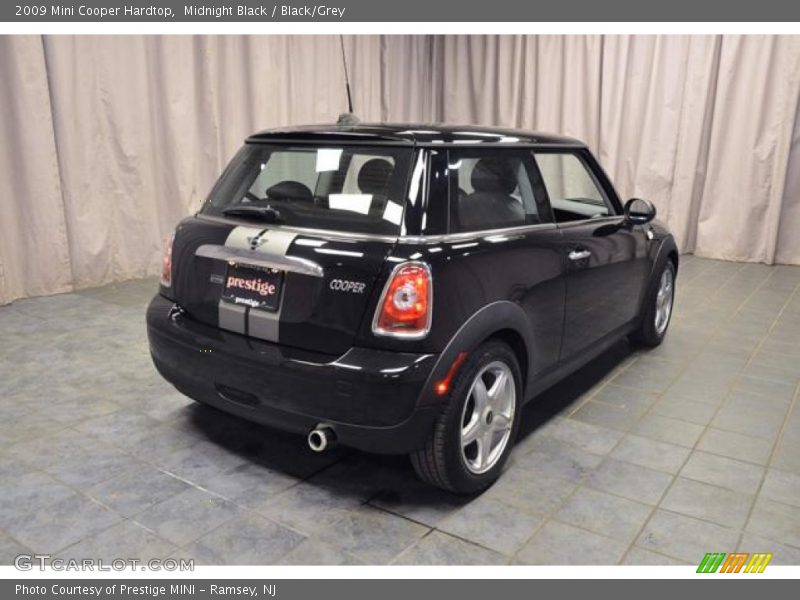 Midnight Black / Black/Grey 2009 Mini Cooper Hardtop