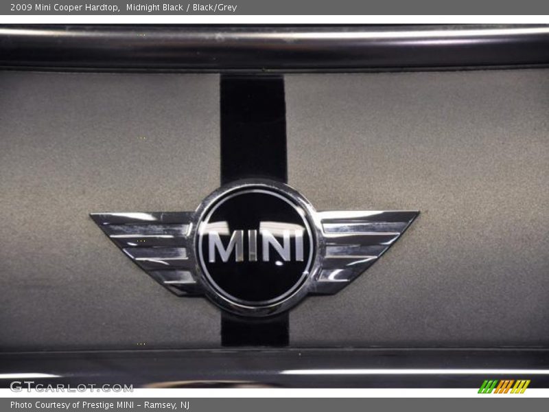 Midnight Black / Black/Grey 2009 Mini Cooper Hardtop