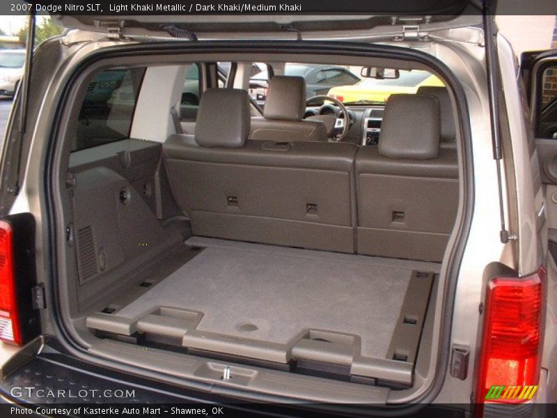 Light Khaki Metallic / Dark Khaki/Medium Khaki 2007 Dodge Nitro SLT
