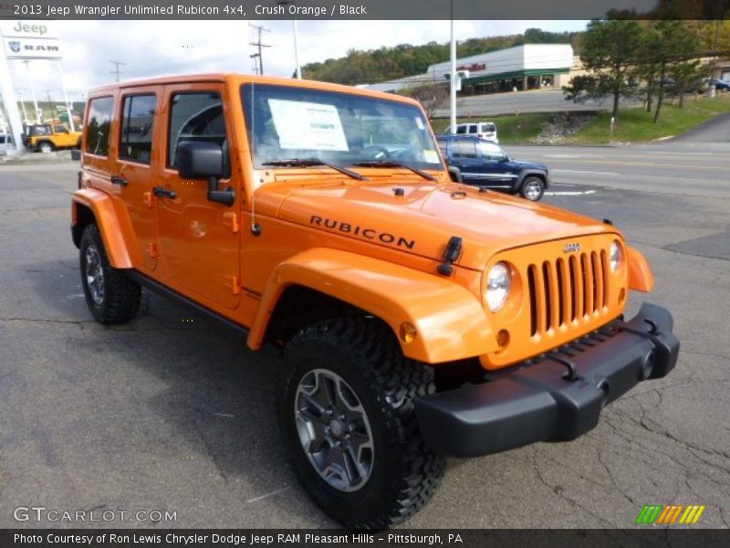 Front 3/4 View of 2013 Wrangler Unlimited Rubicon 4x4