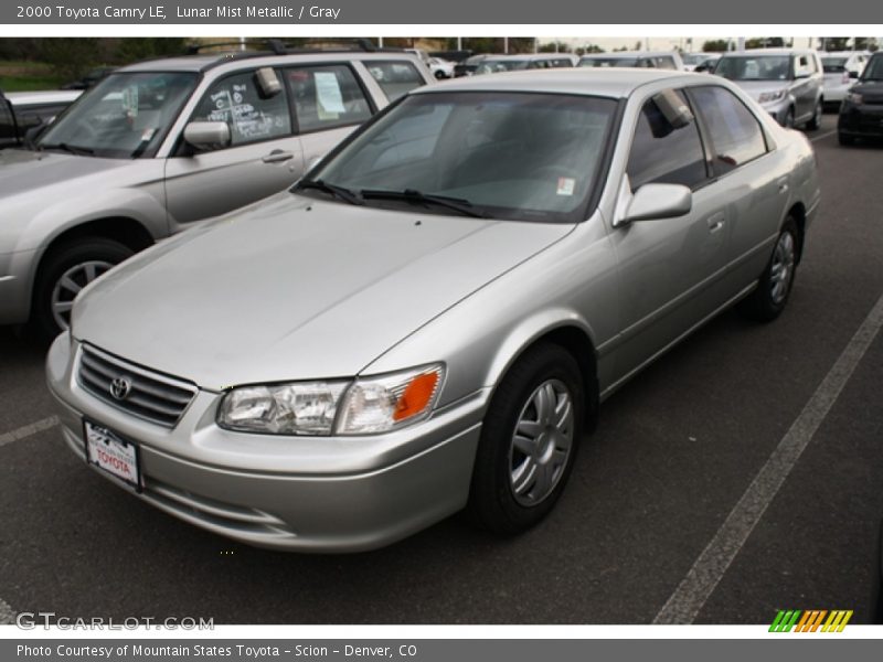 Lunar Mist Metallic / Gray 2000 Toyota Camry LE