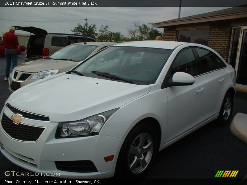 Summit White / Jet Black 2011 Chevrolet Cruze LT