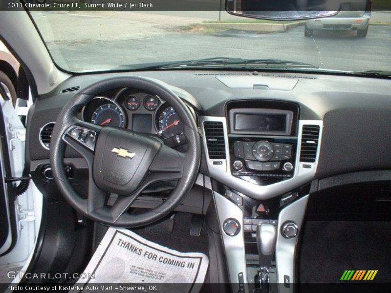 Summit White / Jet Black 2011 Chevrolet Cruze LT