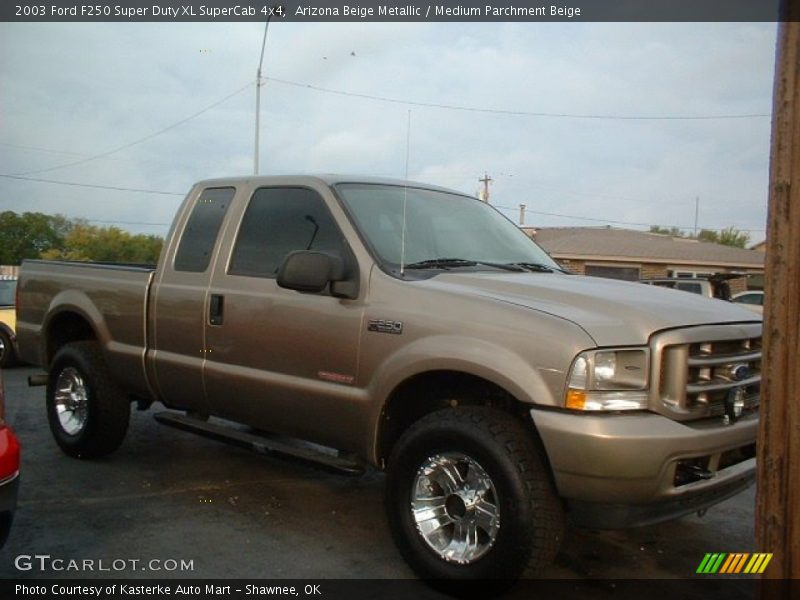 Arizona Beige Metallic / Medium Parchment Beige 2003 Ford F250 Super Duty XL SuperCab 4x4