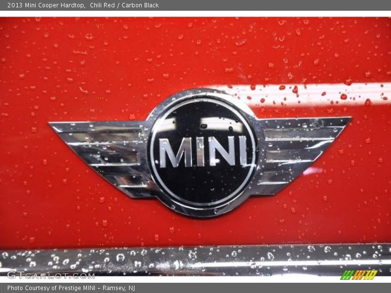 Chili Red / Carbon Black 2013 Mini Cooper Hardtop