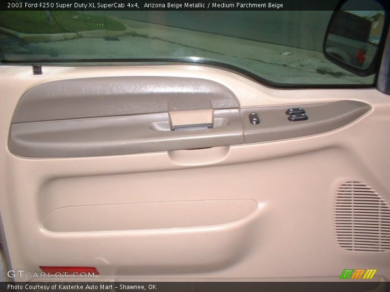 Arizona Beige Metallic / Medium Parchment Beige 2003 Ford F250 Super Duty XL SuperCab 4x4