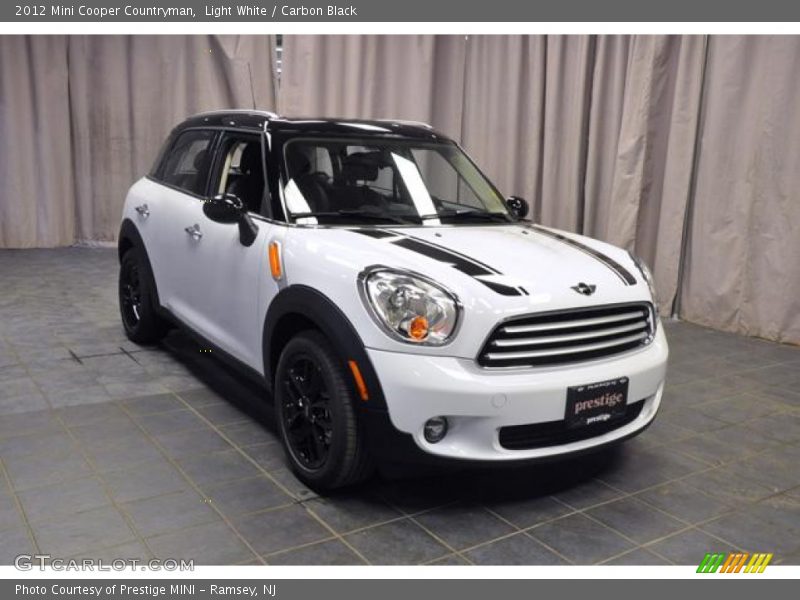 Light White / Carbon Black 2012 Mini Cooper Countryman