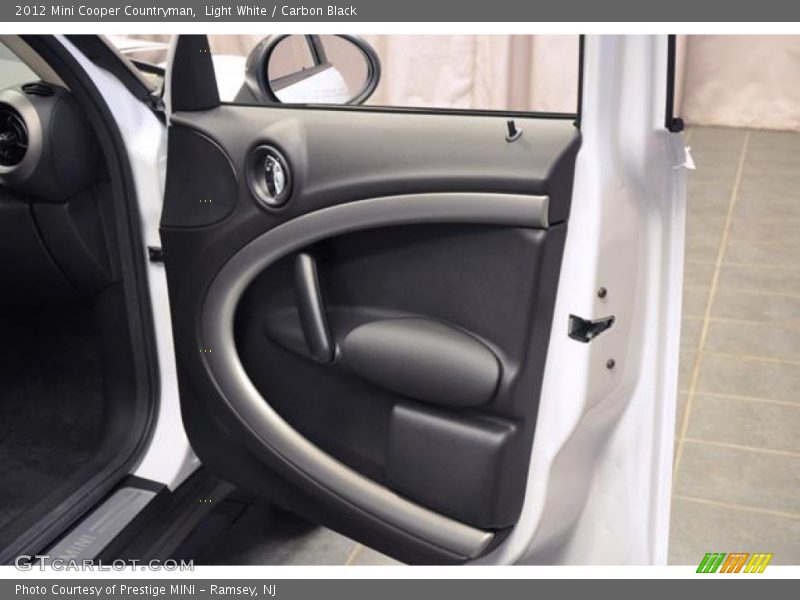 Light White / Carbon Black 2012 Mini Cooper Countryman