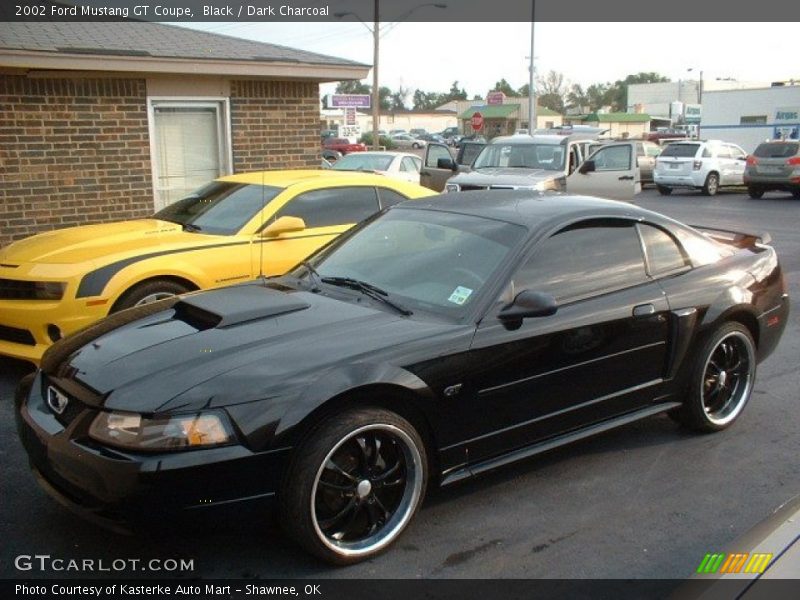 Black / Dark Charcoal 2002 Ford Mustang GT Coupe
