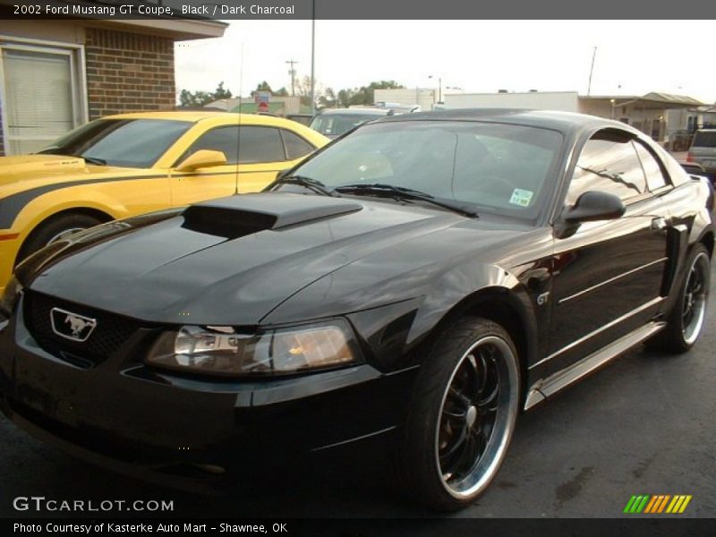 Black / Dark Charcoal 2002 Ford Mustang GT Coupe