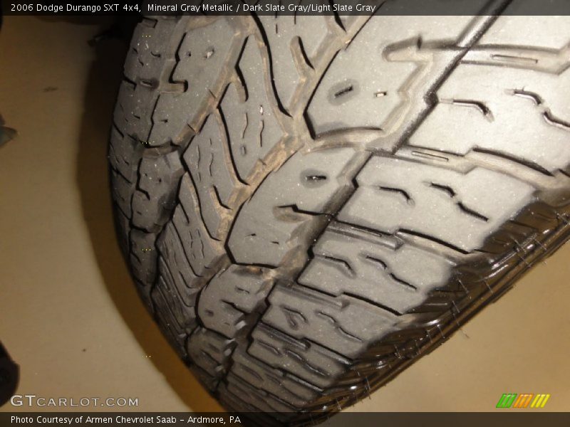 Mineral Gray Metallic / Dark Slate Gray/Light Slate Gray 2006 Dodge Durango SXT 4x4