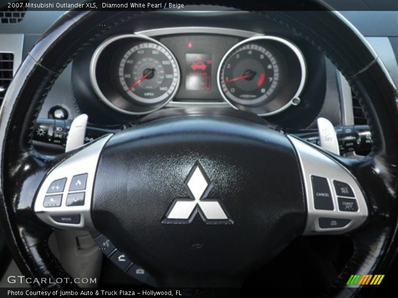 Diamond White Pearl / Beige 2007 Mitsubishi Outlander XLS