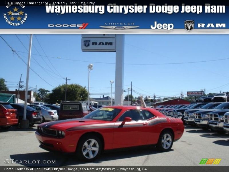 TorRed / Dark Slate Gray 2010 Dodge Challenger SE