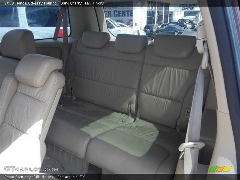 Dark Cherry Pearl / Ivory 2009 Honda Odyssey Touring