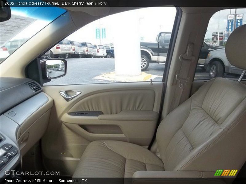 Dark Cherry Pearl / Ivory 2009 Honda Odyssey Touring