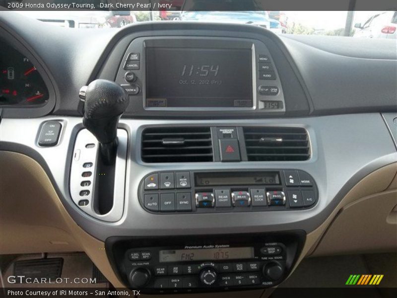 Dark Cherry Pearl / Ivory 2009 Honda Odyssey Touring