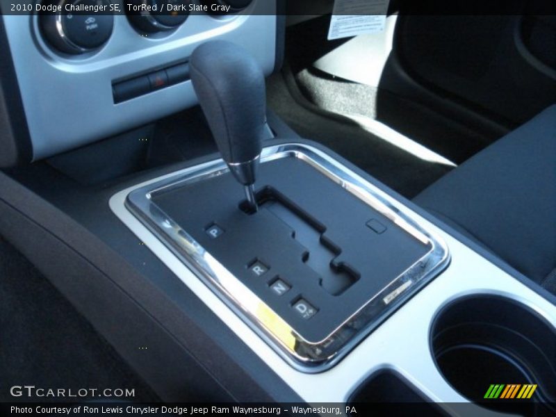 TorRed / Dark Slate Gray 2010 Dodge Challenger SE