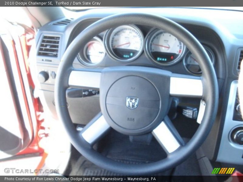 TorRed / Dark Slate Gray 2010 Dodge Challenger SE