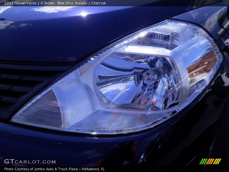 Blue Onyx Metallic / Charcoal 2011 Nissan Versa 1.6 Sedan