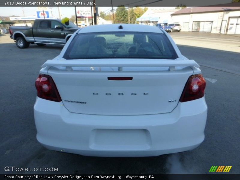 New Bright White / Black 2013 Dodge Avenger SXT