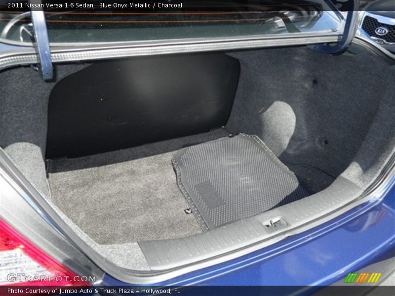 Blue Onyx Metallic / Charcoal 2011 Nissan Versa 1.6 Sedan