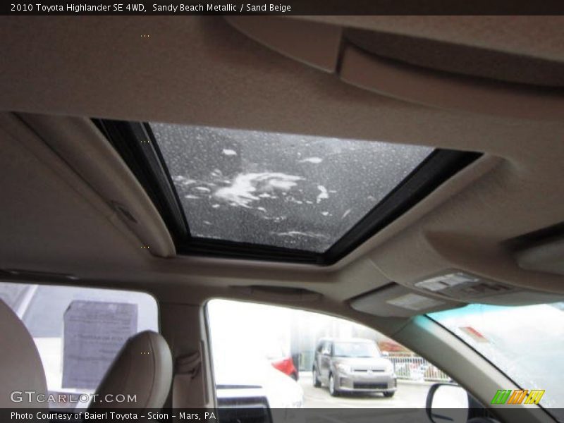 Sandy Beach Metallic / Sand Beige 2010 Toyota Highlander SE 4WD