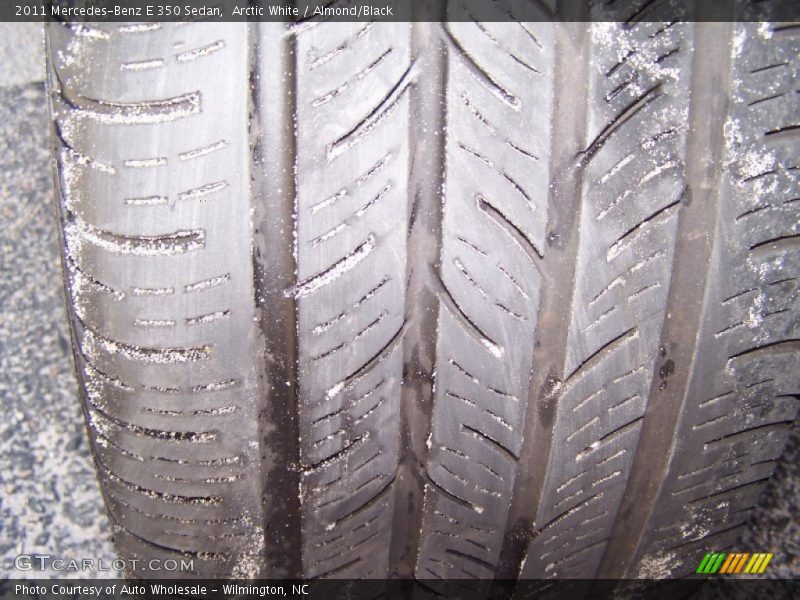 Arctic White / Almond/Black 2011 Mercedes-Benz E 350 Sedan