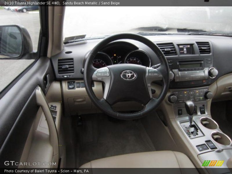 Sandy Beach Metallic / Sand Beige 2010 Toyota Highlander SE 4WD