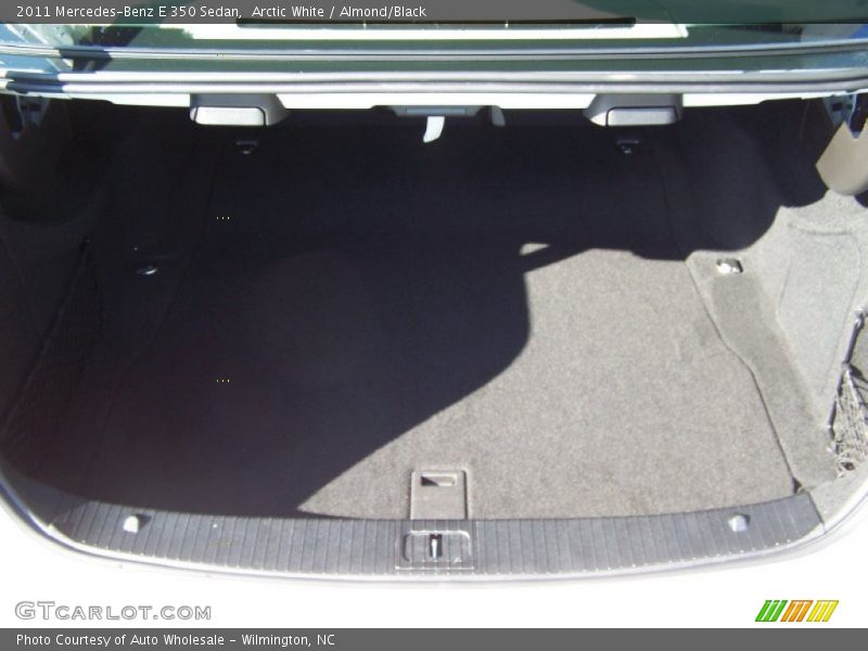 Arctic White / Almond/Black 2011 Mercedes-Benz E 350 Sedan