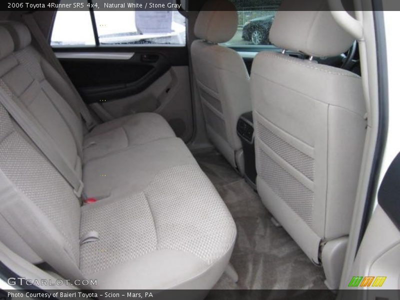 Natural White / Stone Gray 2006 Toyota 4Runner SR5 4x4