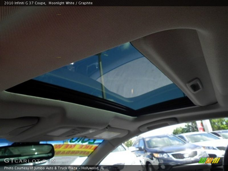 Moonlight White / Graphite 2010 Infiniti G 37 Coupe