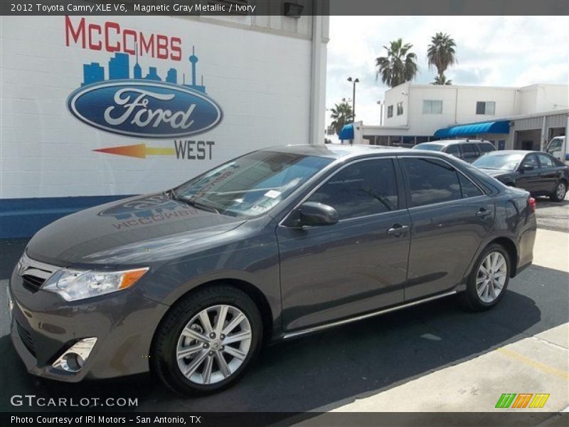 Magnetic Gray Metallic / Ivory 2012 Toyota Camry XLE V6