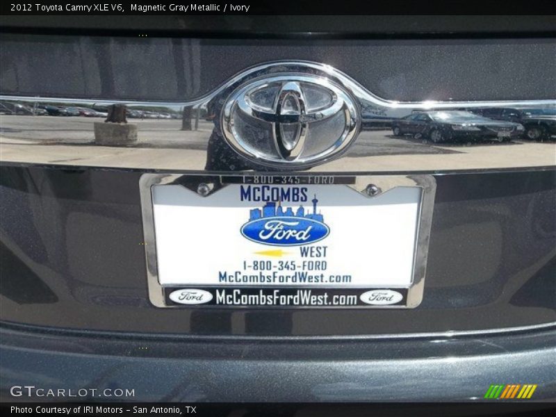 Magnetic Gray Metallic / Ivory 2012 Toyota Camry XLE V6