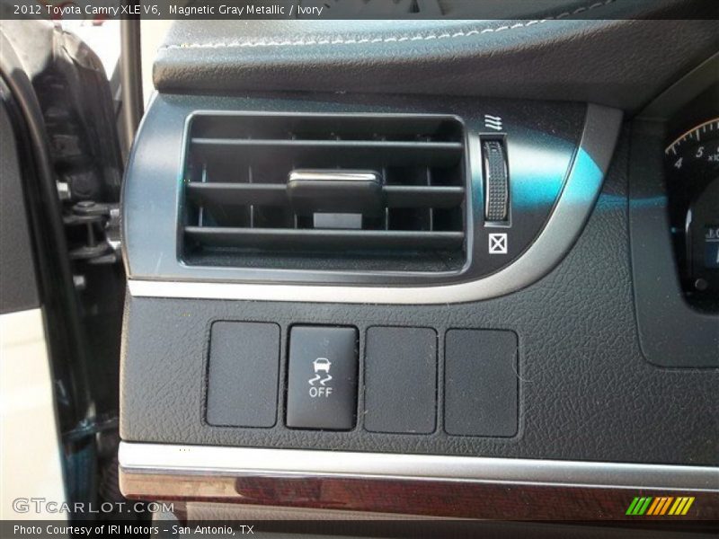 Magnetic Gray Metallic / Ivory 2012 Toyota Camry XLE V6