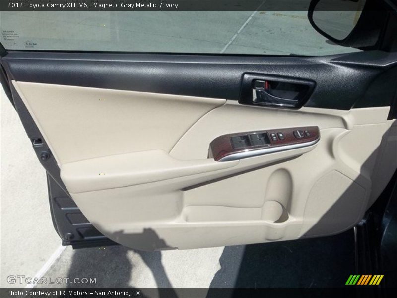 Magnetic Gray Metallic / Ivory 2012 Toyota Camry XLE V6