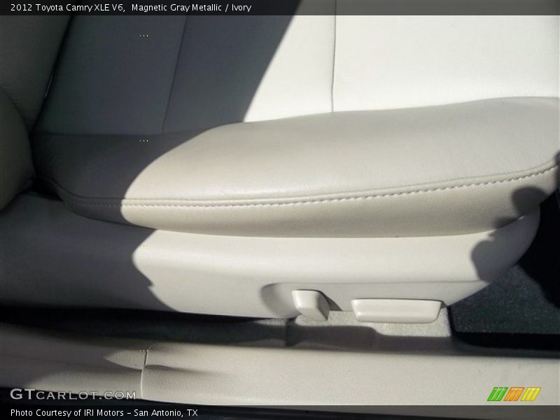 Magnetic Gray Metallic / Ivory 2012 Toyota Camry XLE V6