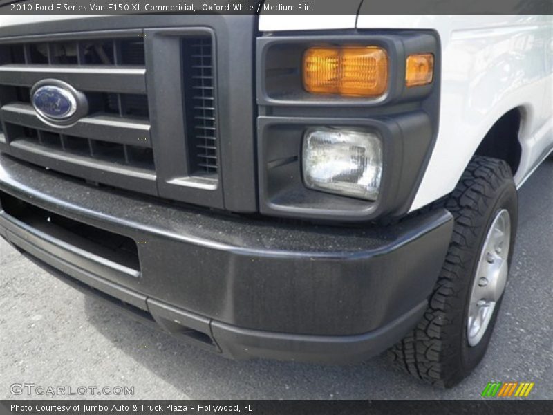 Oxford White / Medium Flint 2010 Ford E Series Van E150 XL Commericial