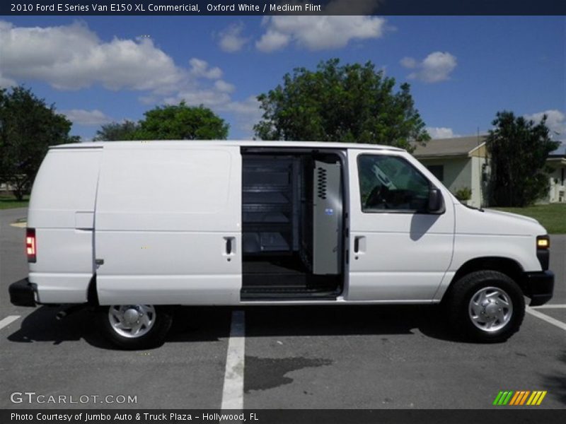 Oxford White / Medium Flint 2010 Ford E Series Van E150 XL Commericial