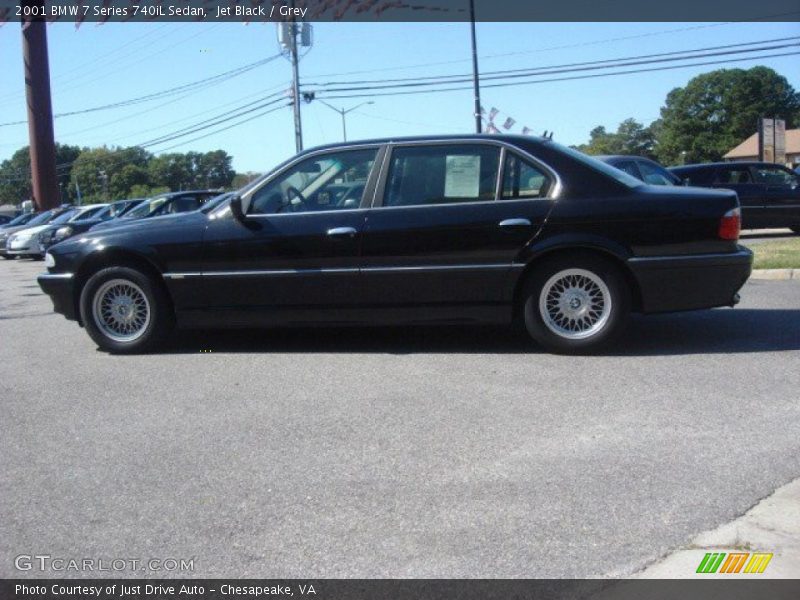 Jet Black / Grey 2001 BMW 7 Series 740iL Sedan