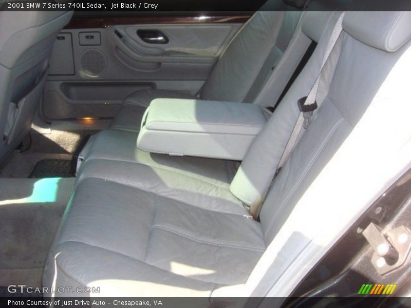 Jet Black / Grey 2001 BMW 7 Series 740iL Sedan