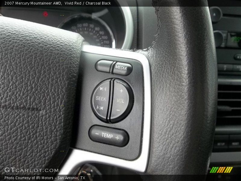 Vivid Red / Charcoal Black 2007 Mercury Mountaineer AWD