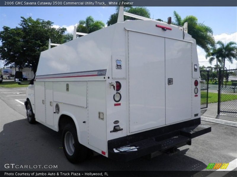 White / Pewter 2006 GMC Savana Cutaway 3500 Commercial Utility Truck