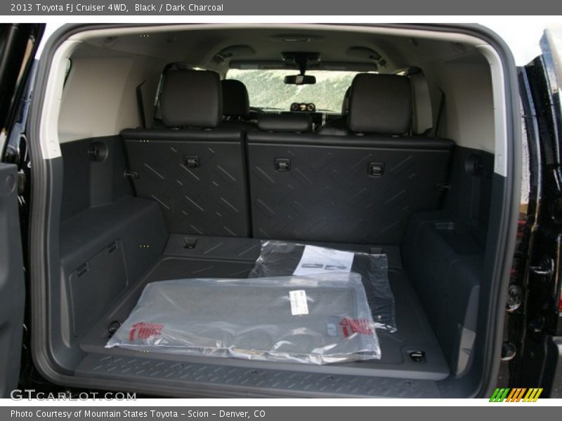 Black / Dark Charcoal 2013 Toyota FJ Cruiser 4WD