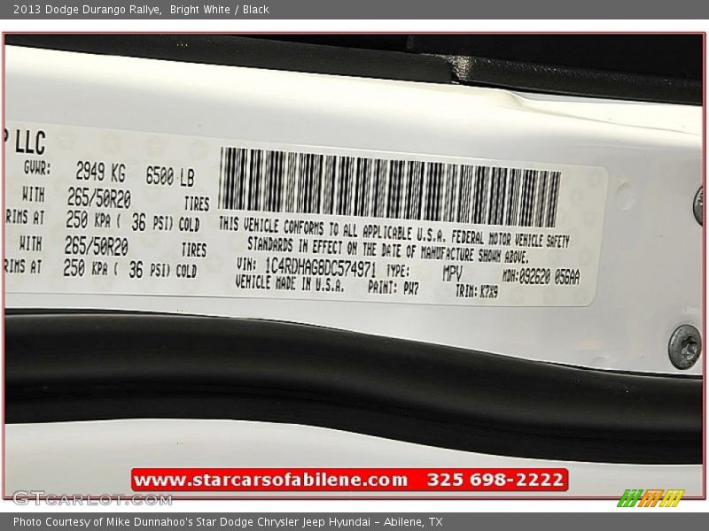 Bright White / Black 2013 Dodge Durango Rallye