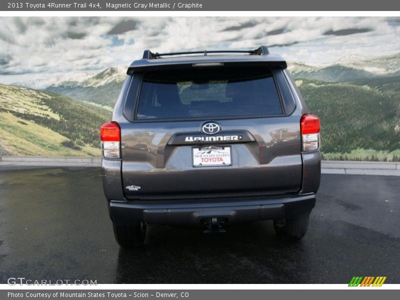 Magnetic Gray Metallic / Graphite 2013 Toyota 4Runner Trail 4x4