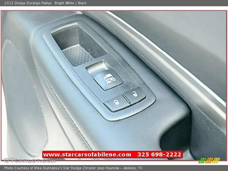 Bright White / Black 2013 Dodge Durango Rallye