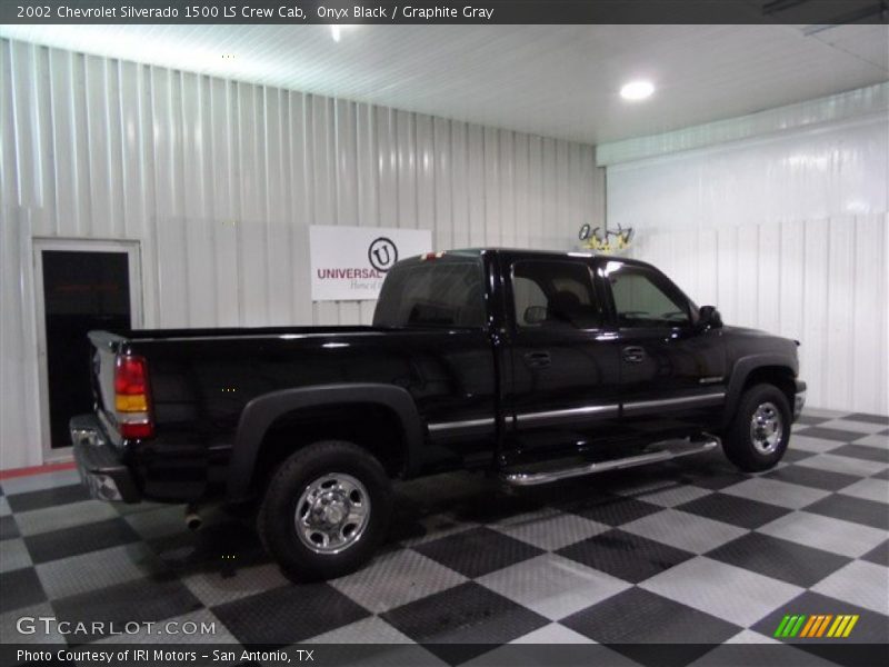 Onyx Black / Graphite Gray 2002 Chevrolet Silverado 1500 LS Crew Cab