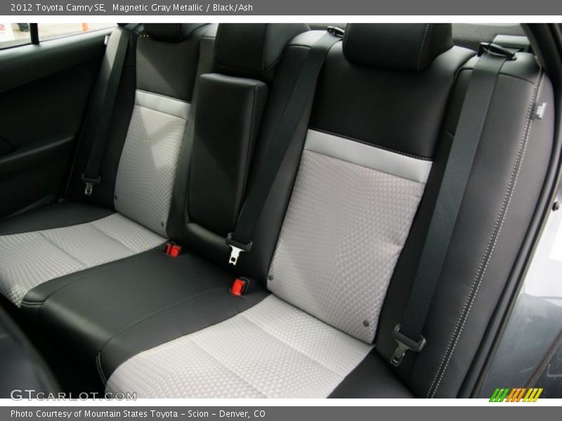 Magnetic Gray Metallic / Black/Ash 2012 Toyota Camry SE
