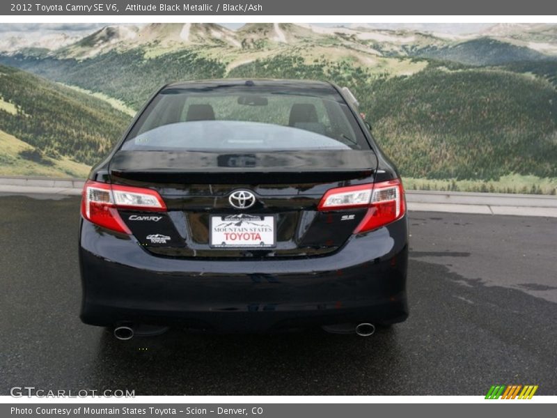Attitude Black Metallic / Black/Ash 2012 Toyota Camry SE V6
