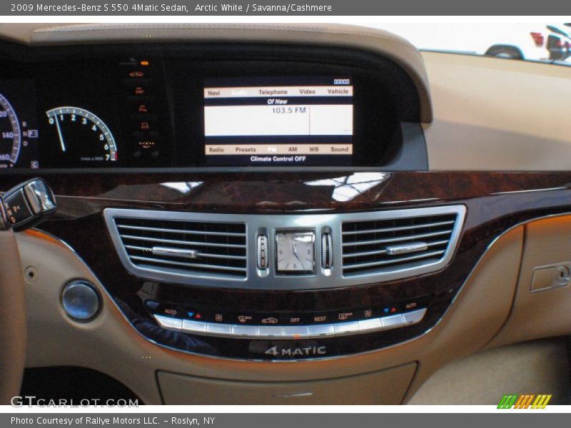Arctic White / Savanna/Cashmere 2009 Mercedes-Benz S 550 4Matic Sedan